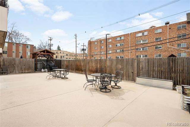 1365 Columbine Street Unit: 301