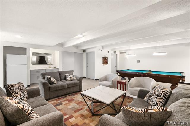 1365 Columbine Street Unit: 301