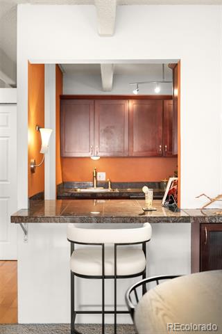 1365 Columbine Street Unit: 301