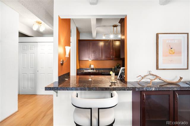 1365 Columbine Street Unit: 301