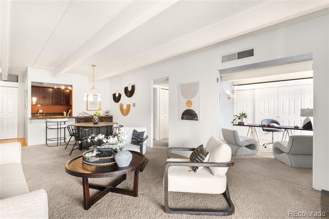 1365 Columbine Street Unit: 301