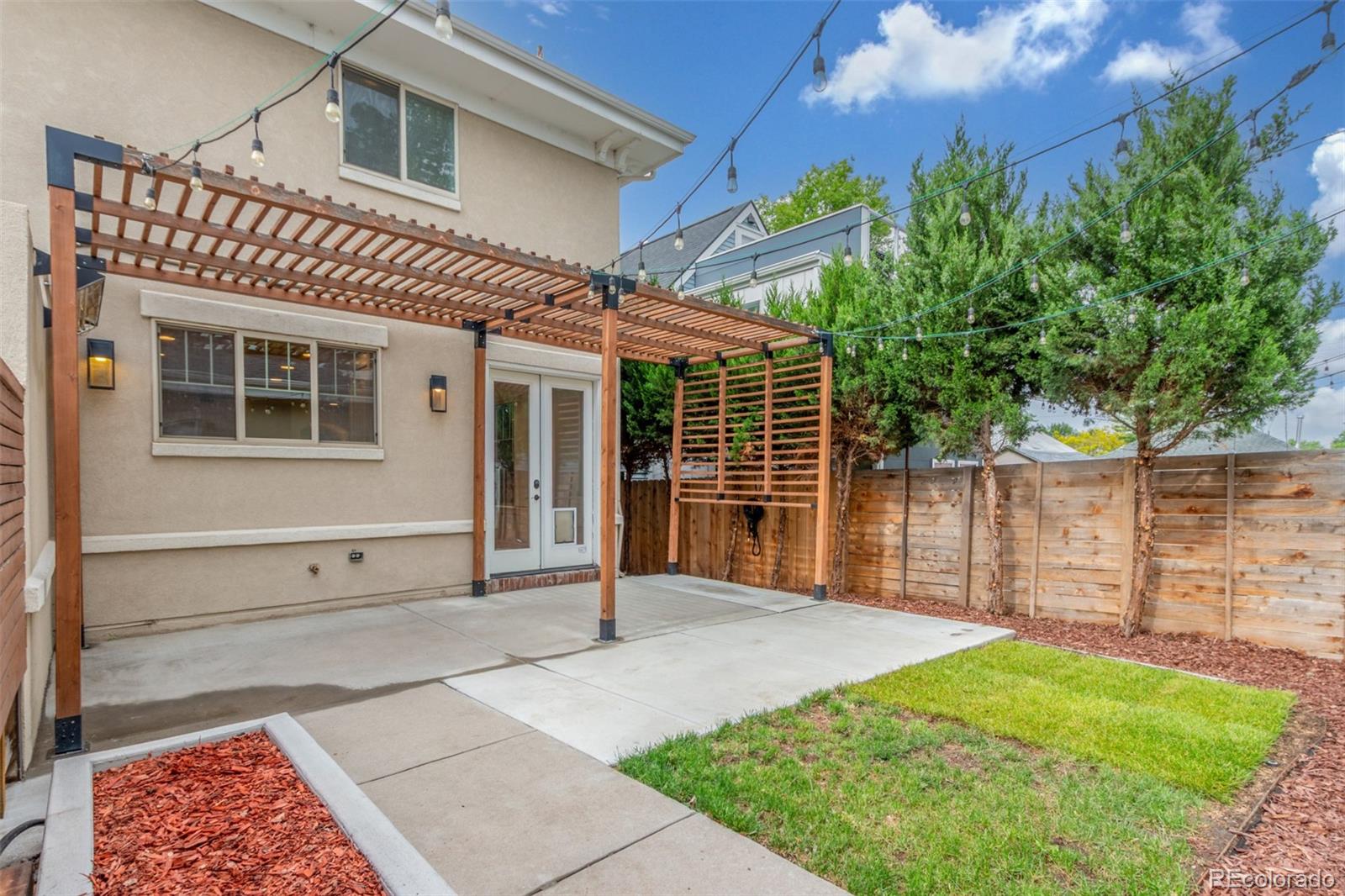 3322 W 26th Avenue