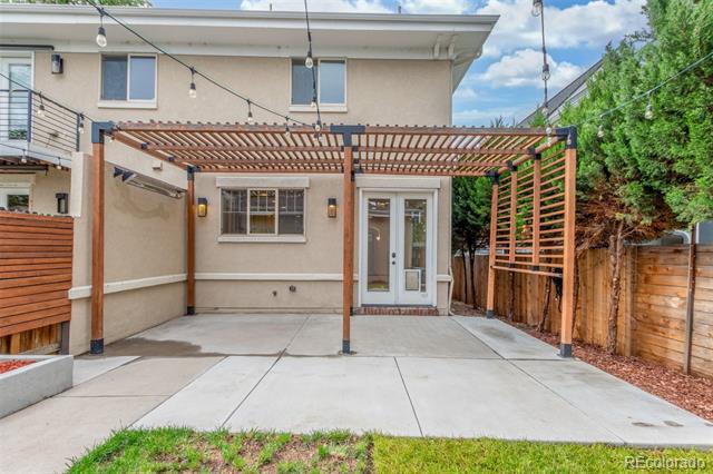 3322 W 26th Avenue