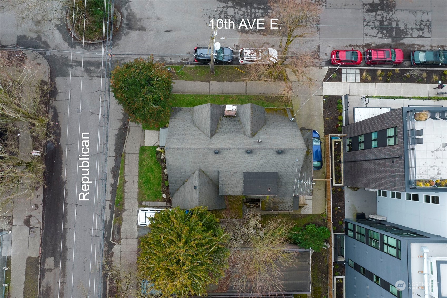 1002 E Republican Street