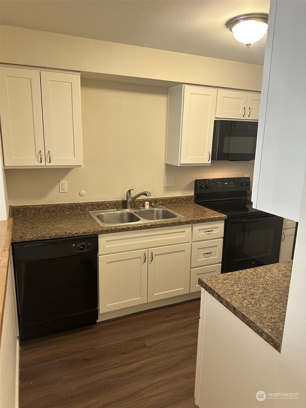 3425 S 176th Street Unit: 220