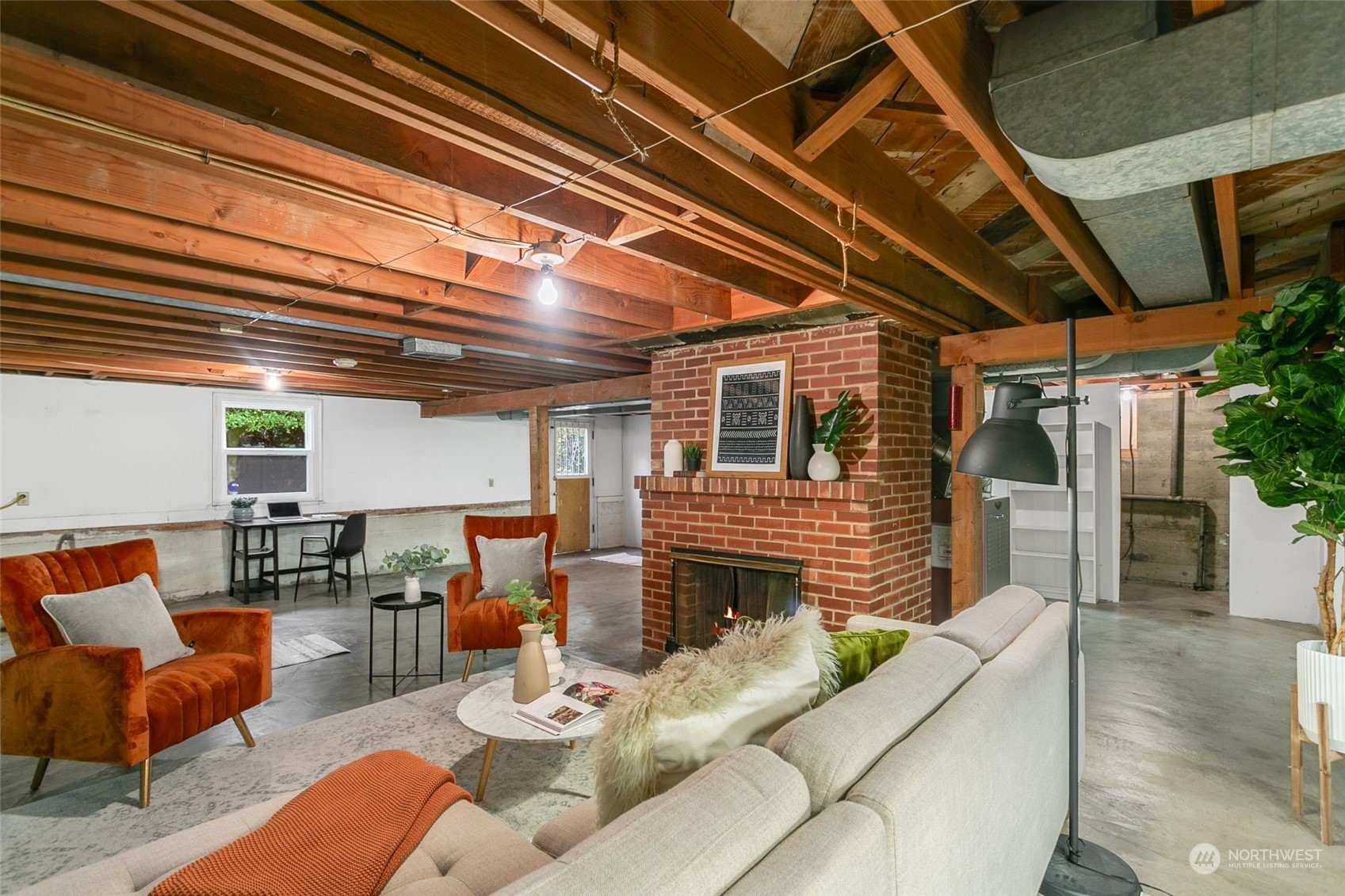 3739 NE 130th Street
