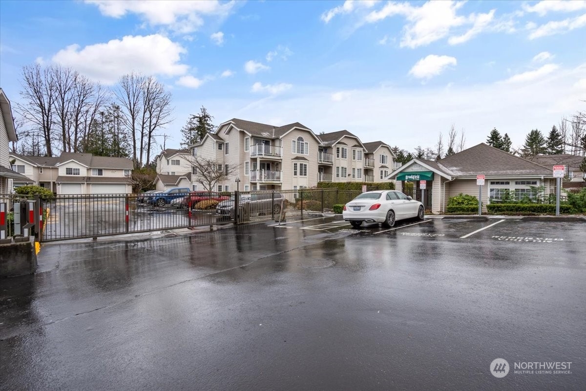 12411 4th Avenue W Unit: 3301