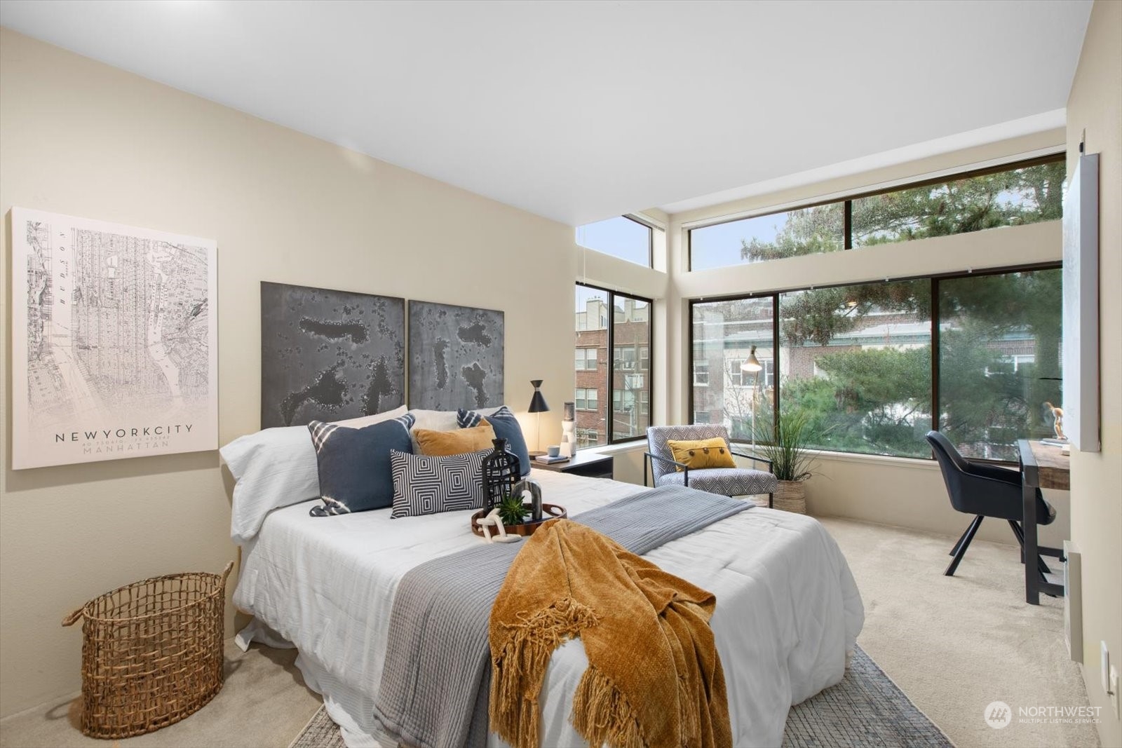 211 Summit Ave E Unit: N409