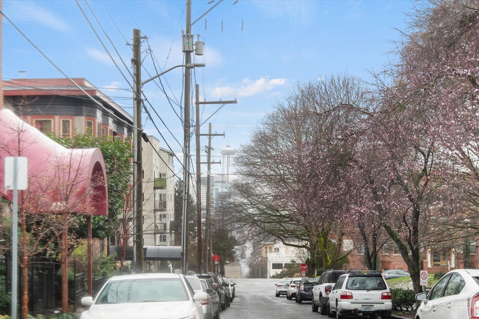 211 Summit Ave E Unit: N409