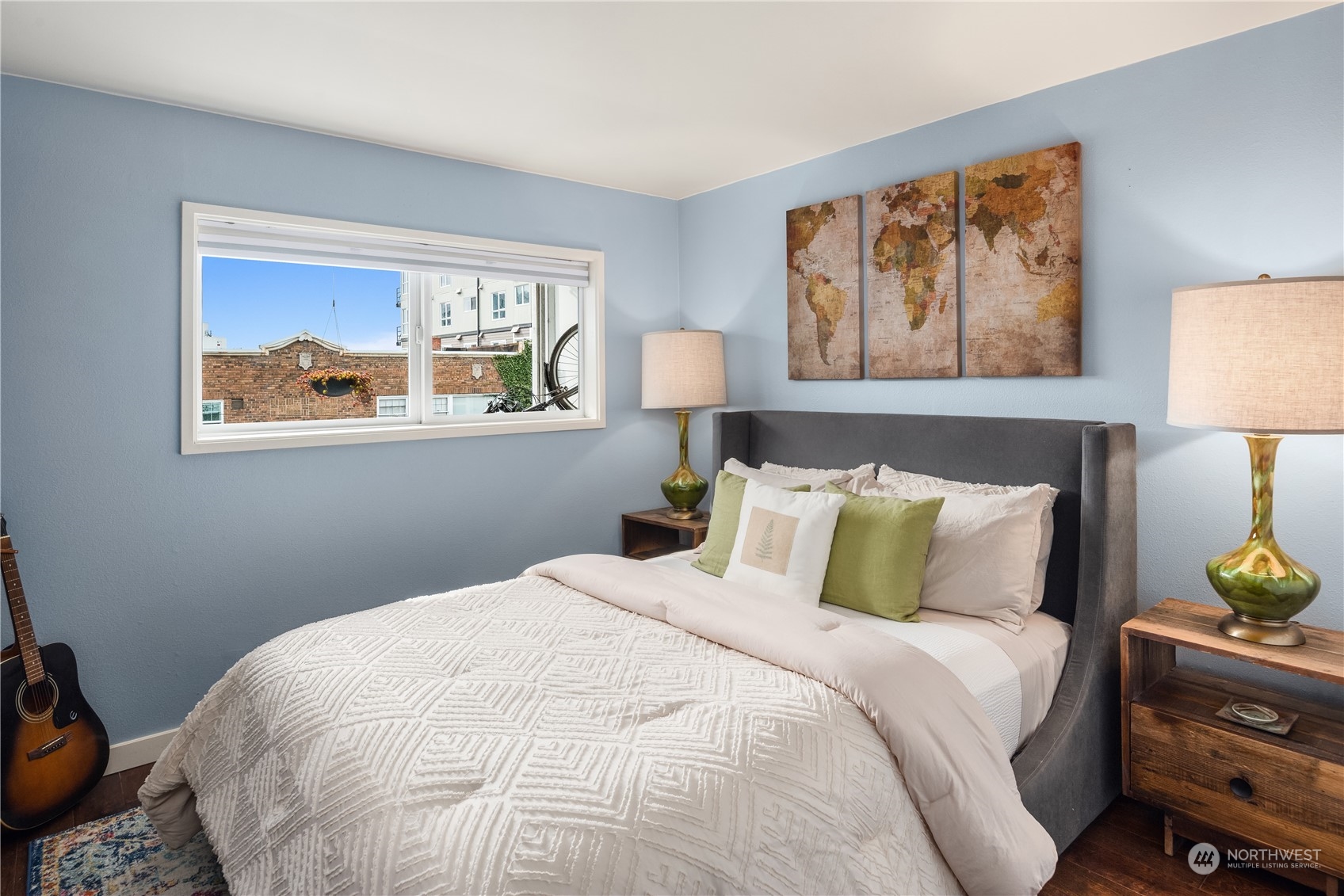308 Summit Avenue E Unit: 404