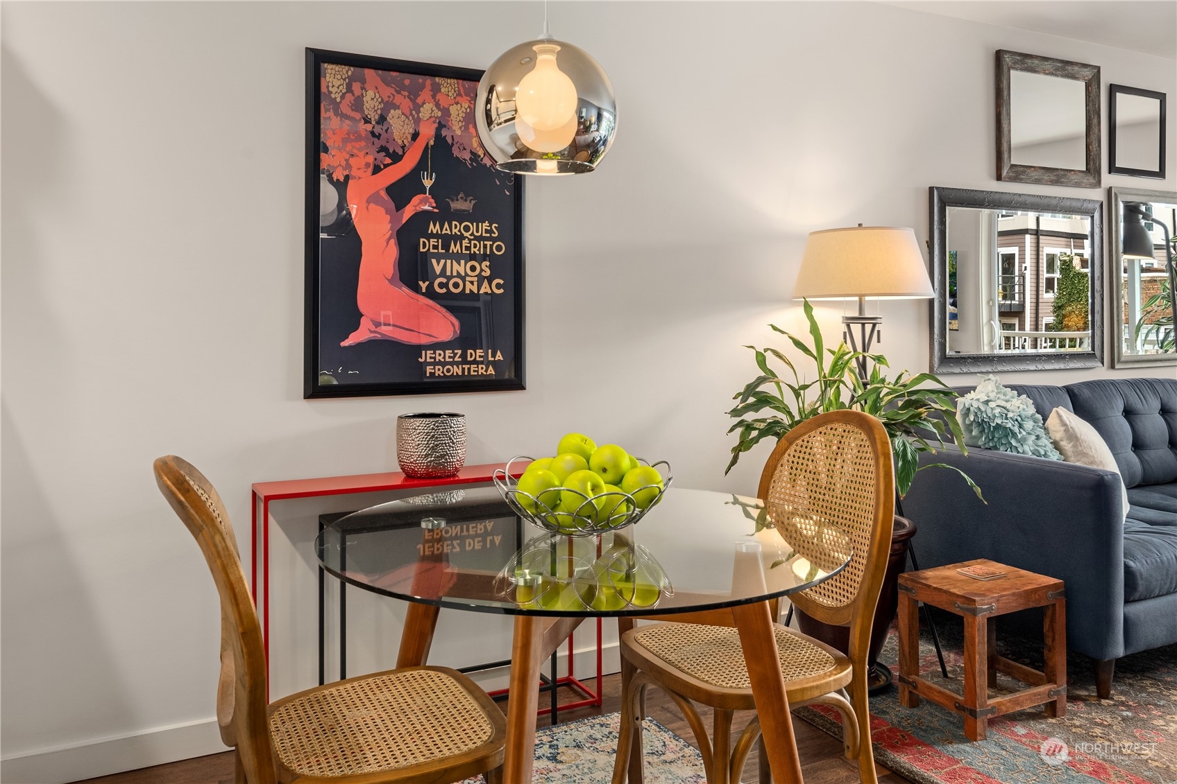 308 Summit Avenue E Unit: 404