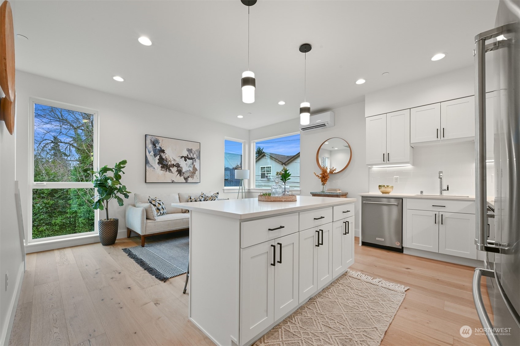 6014 41st Avenue SW Unit: C