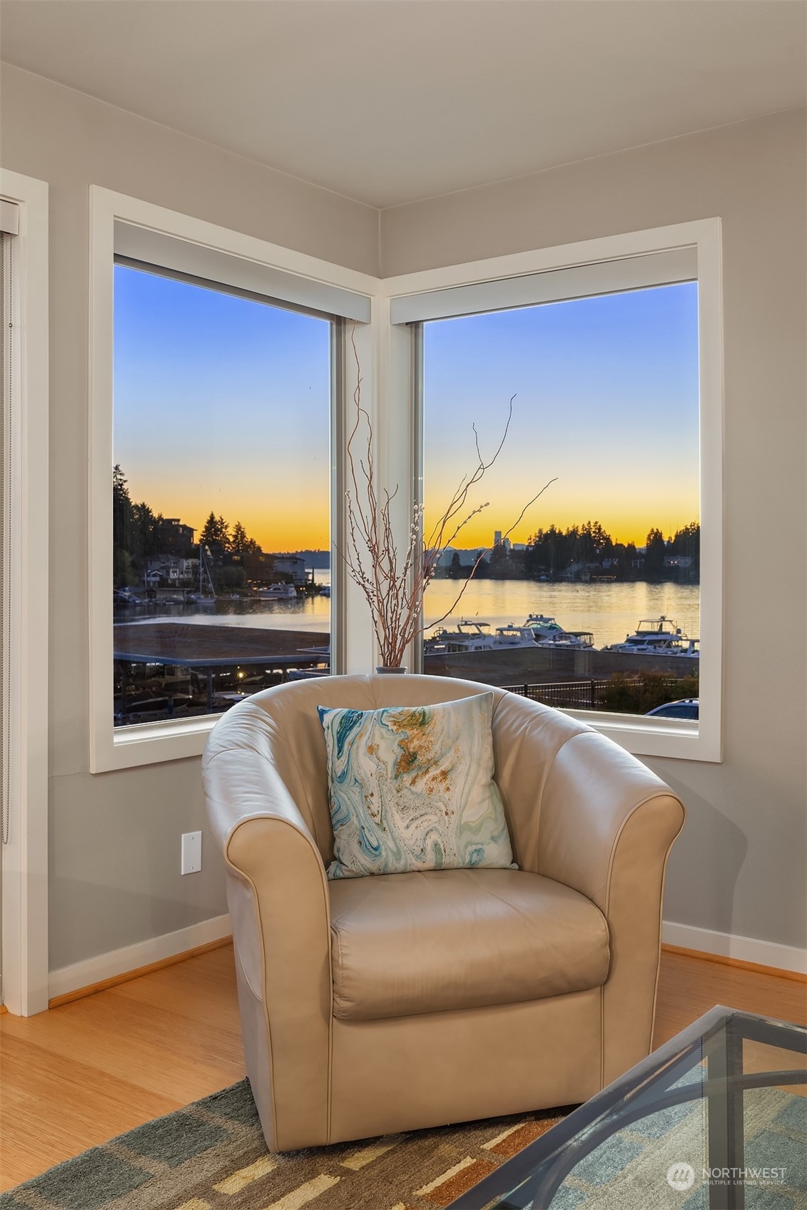 9951 Lake Washington Boulevard NE Unit: 13