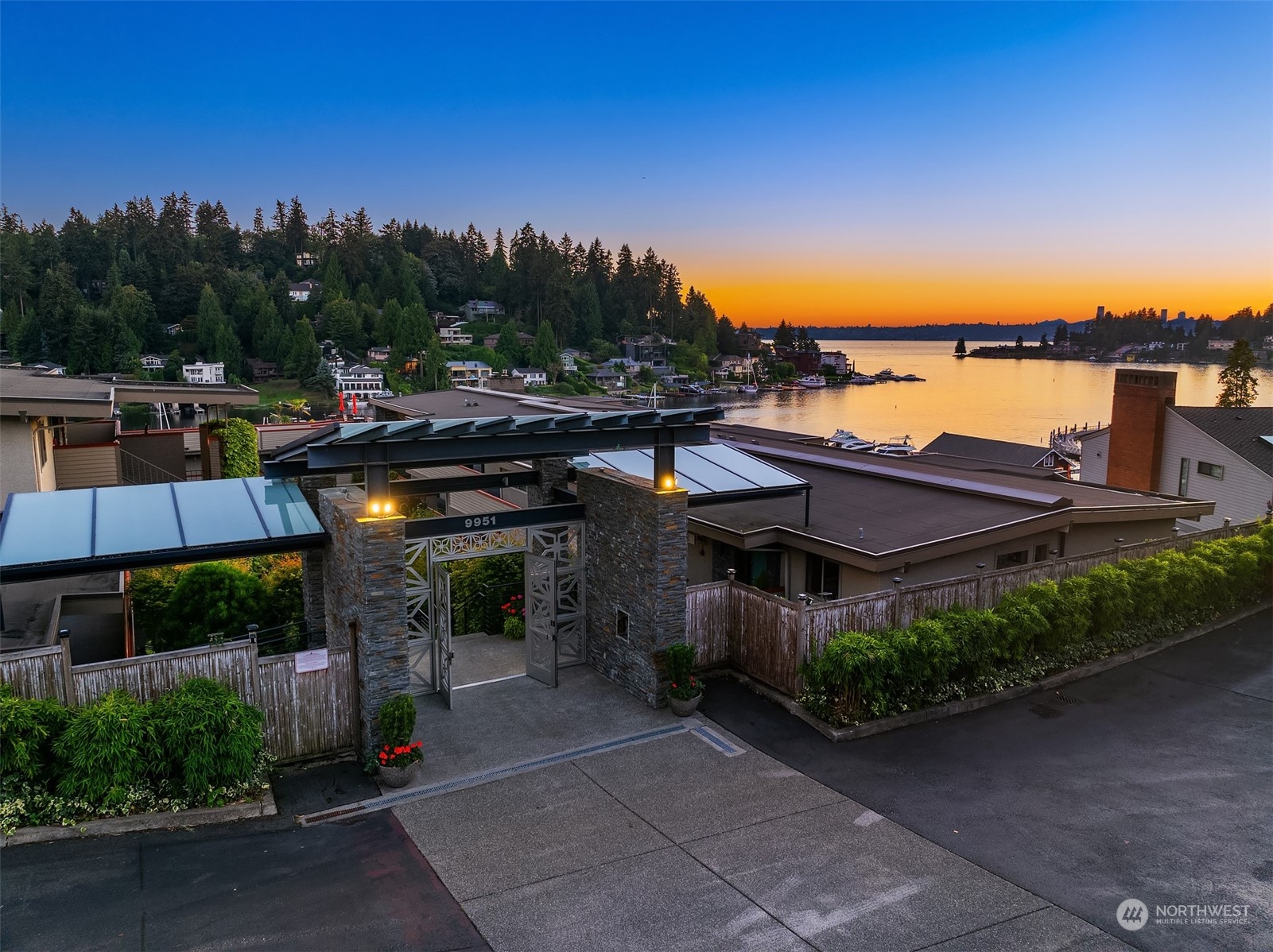 9951 Lake Washington Boulevard NE Unit: 13