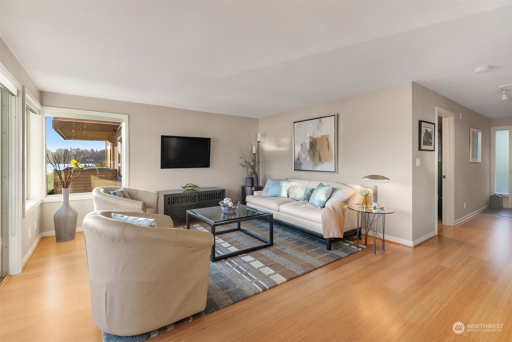 9951 Lake Washington Boulevard NE Unit: 13