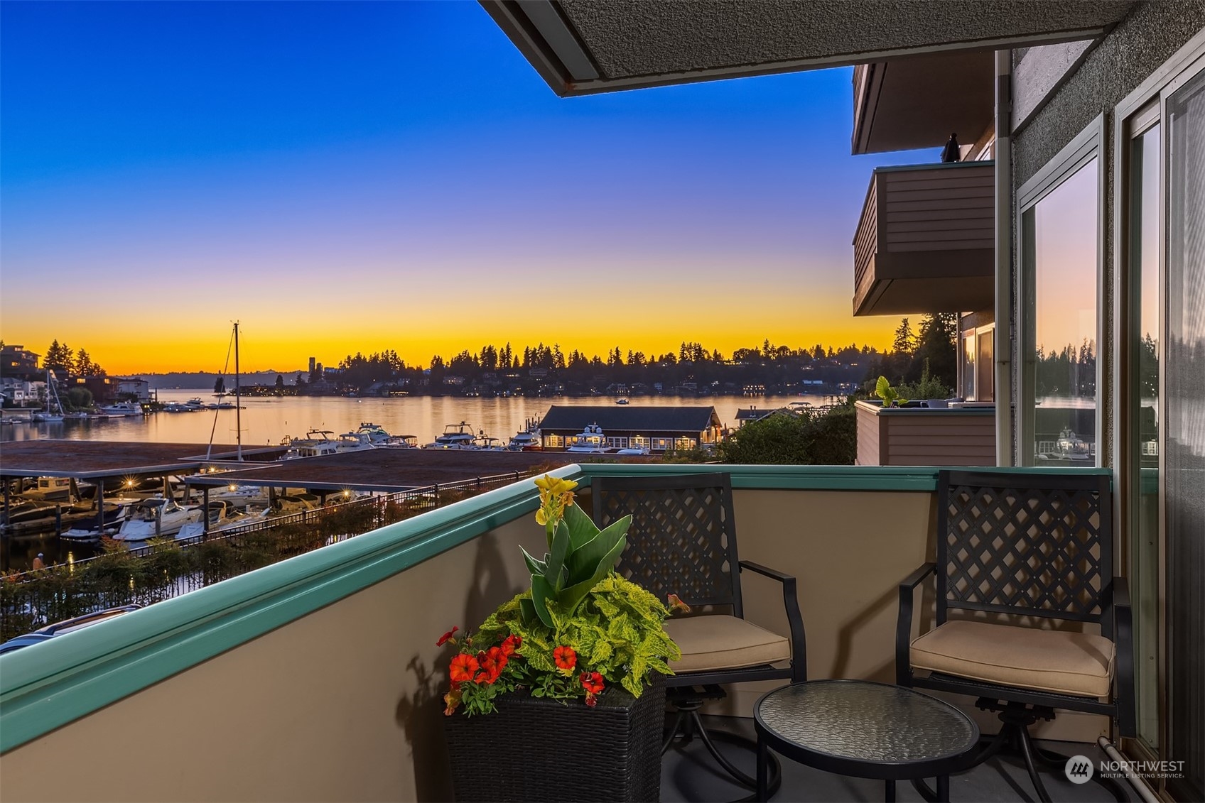 9951 Lake Washington Boulevard NE Unit: 13