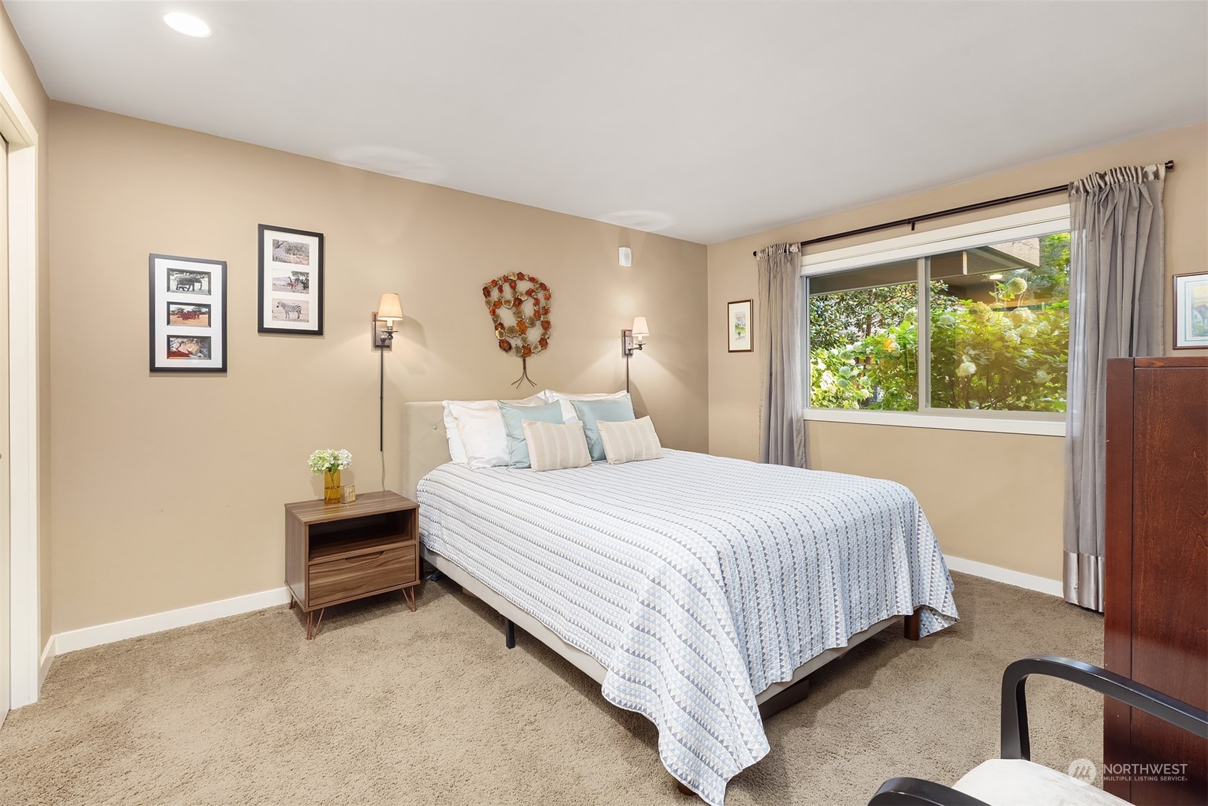 9951 Lake Washington Boulevard NE Unit: 13