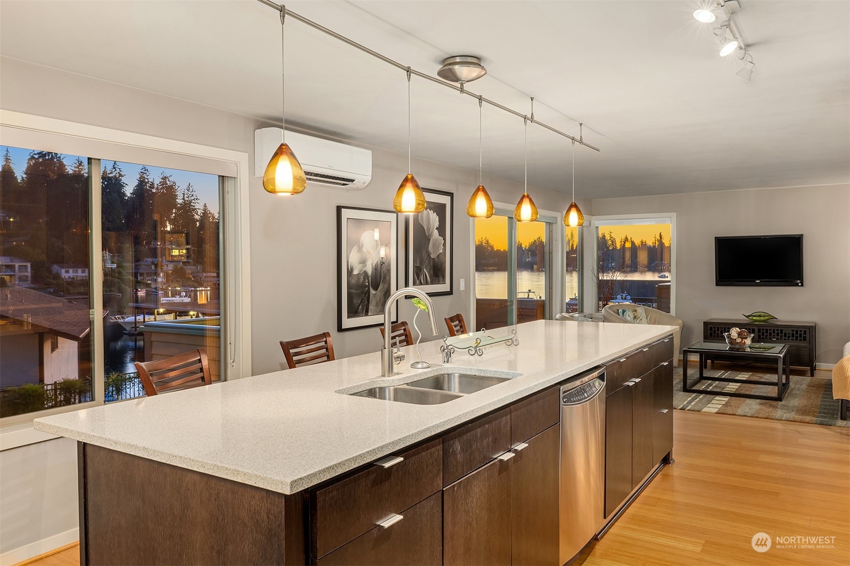 9951 Lake Washington Boulevard NE Unit: 13