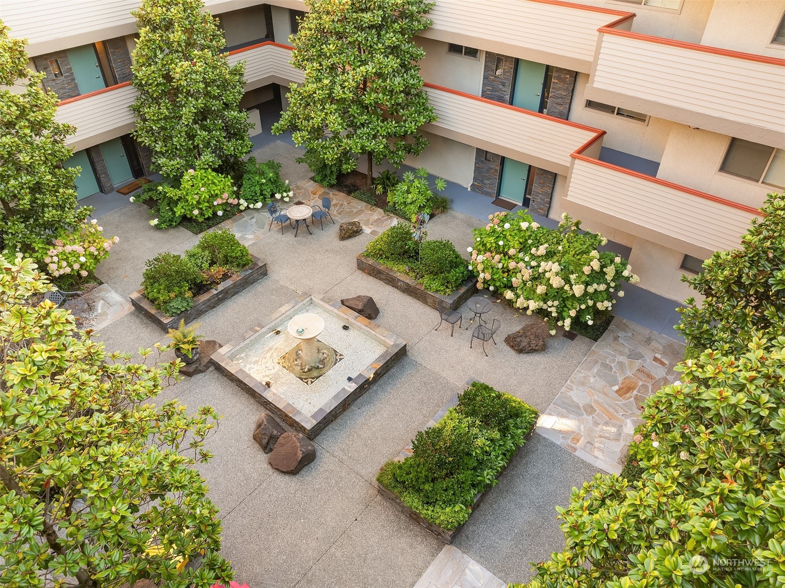9951 Lake Washington Boulevard NE Unit: 13