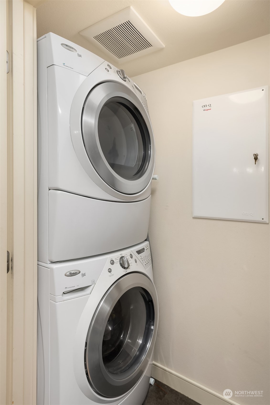 9951 Lake Washington Boulevard NE Unit: 13