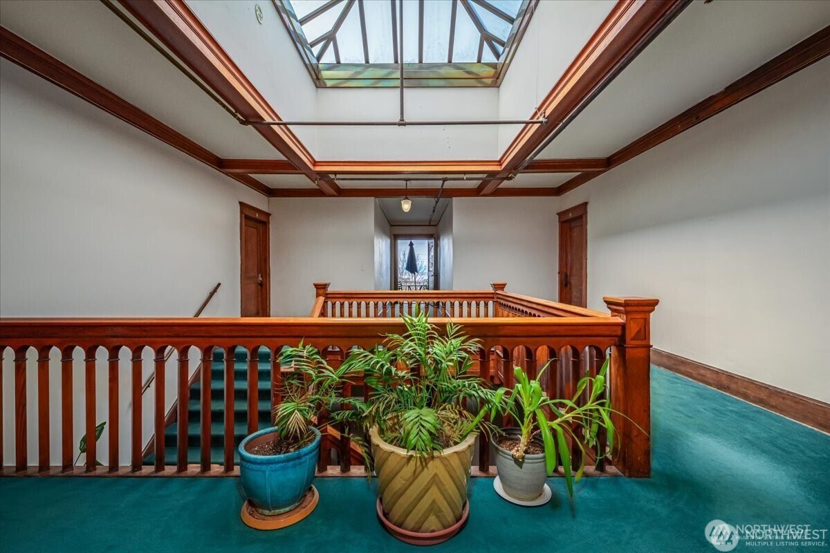 626 13th Avenue E Unit: Q
