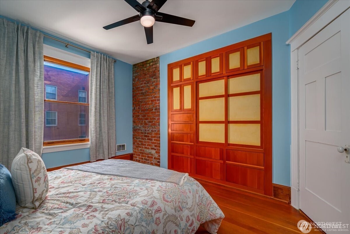 626 13th Avenue E Unit: Q