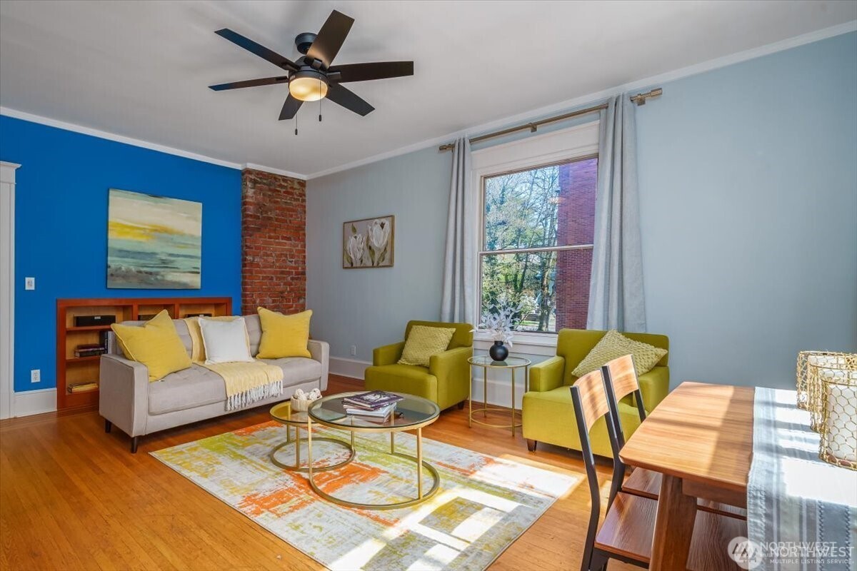 626 13th Avenue E Unit: Q