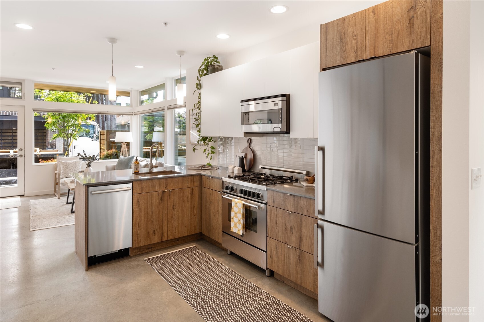 852 NE 89th Street