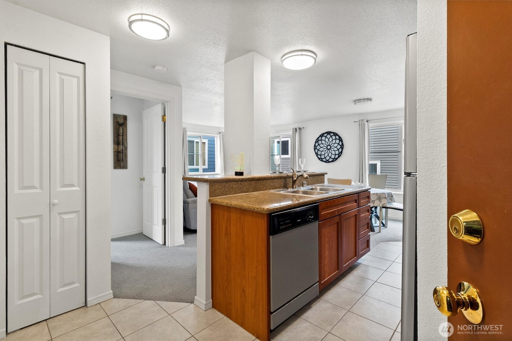 300 10th Avenue Unit: B310