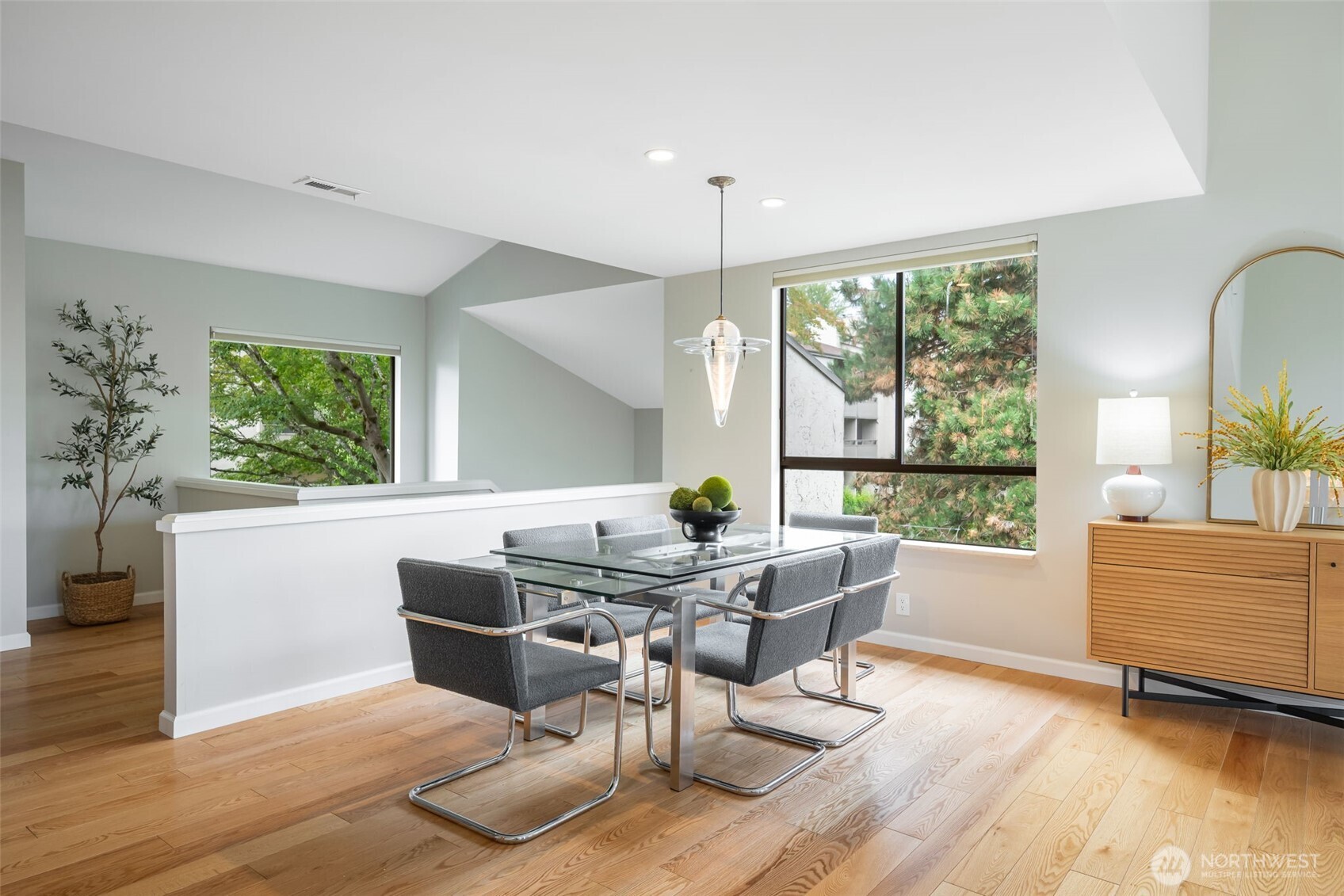 6570 Park Point Way NE