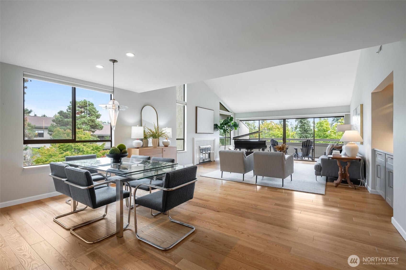 6570 Park Point Way NE