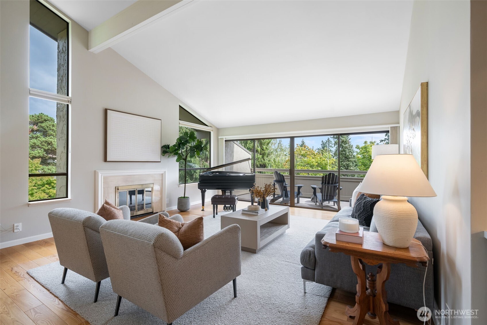 6570 Park Point Way NE