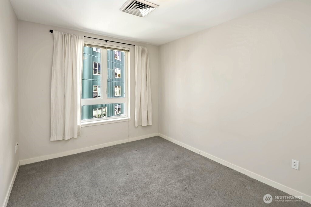 3104 Western Avenue Unit: 602