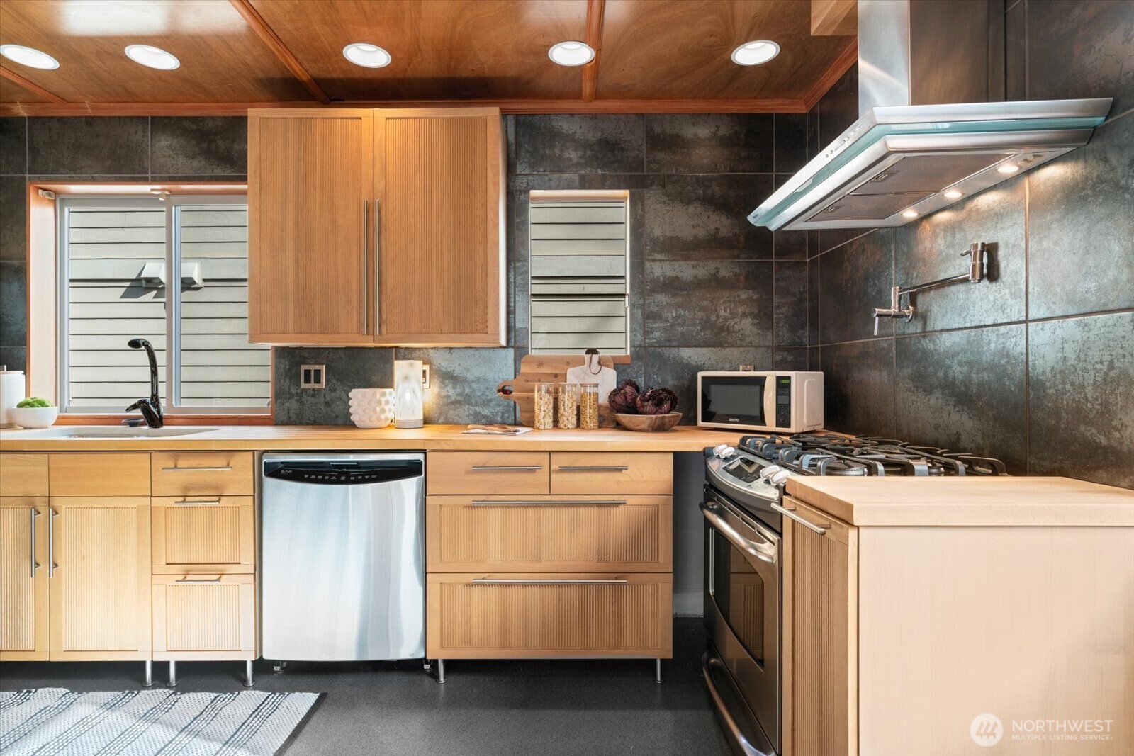 2005 NW 59th Street