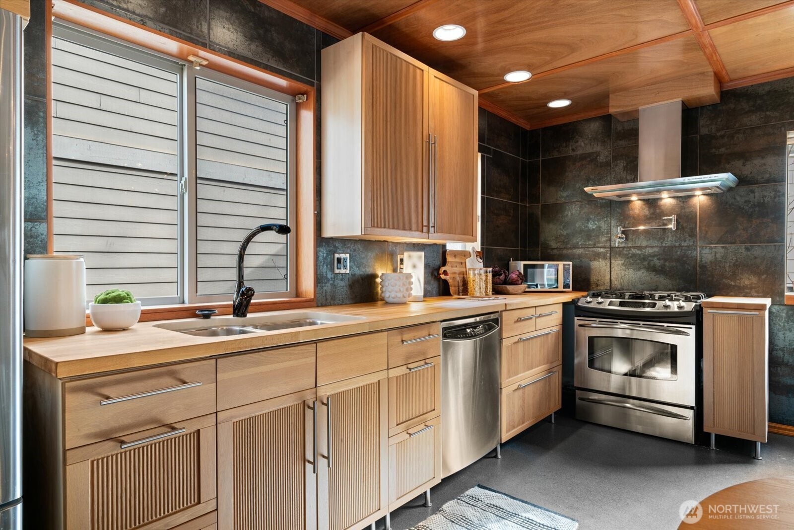 2005 NW 59th Street