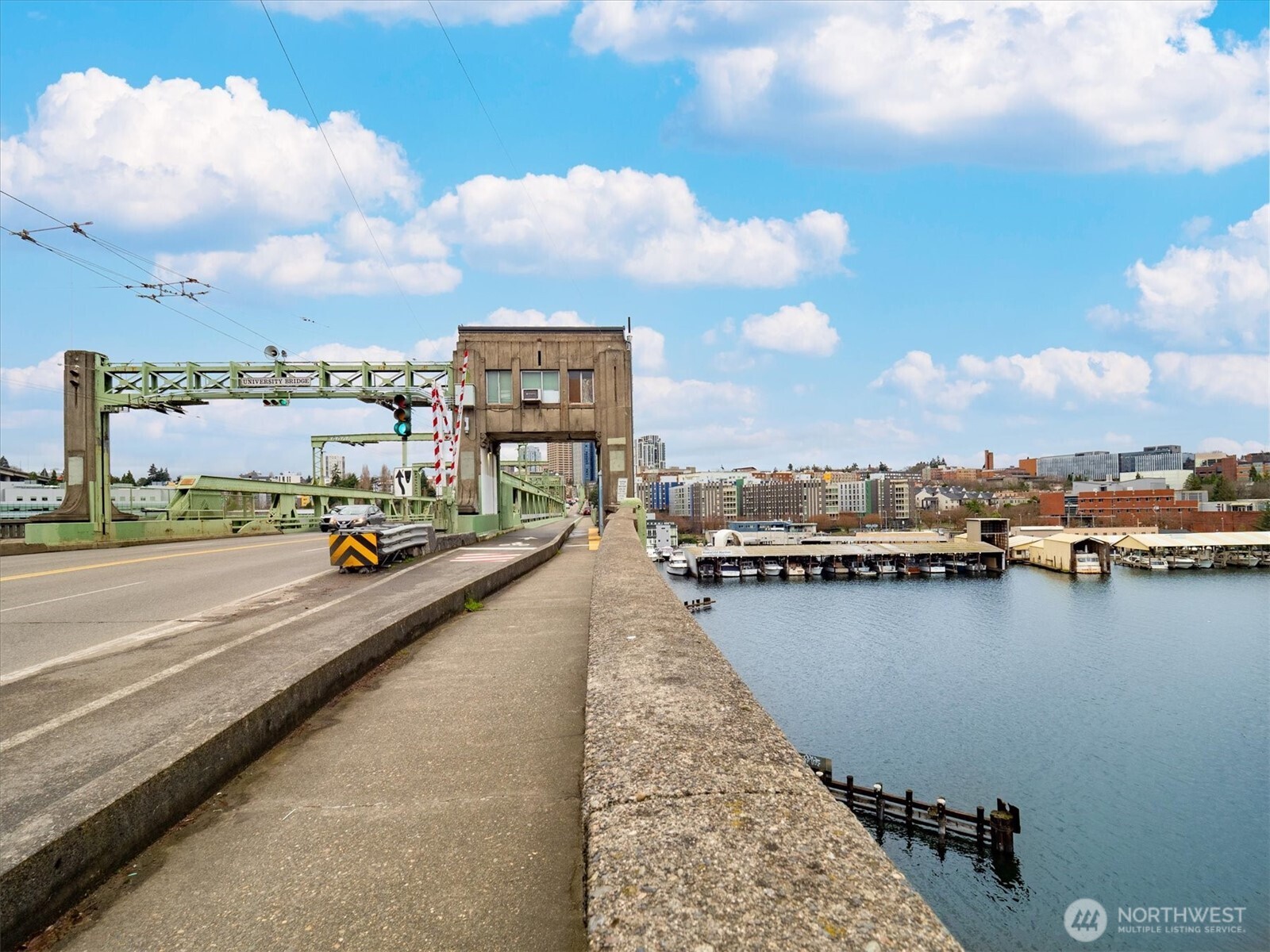 3217 Eastlake Avenue E Unit: 210