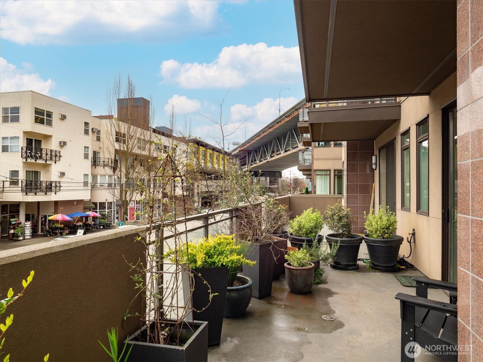 3217 Eastlake Avenue E Unit: 210