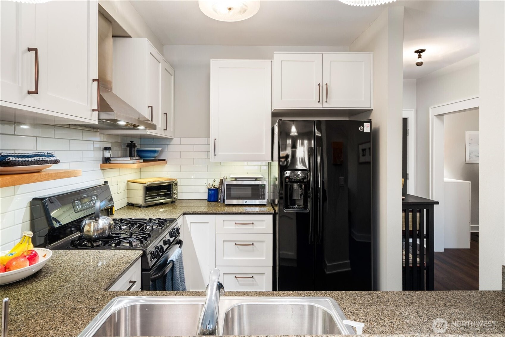 3217 Eastlake Avenue E Unit: 210