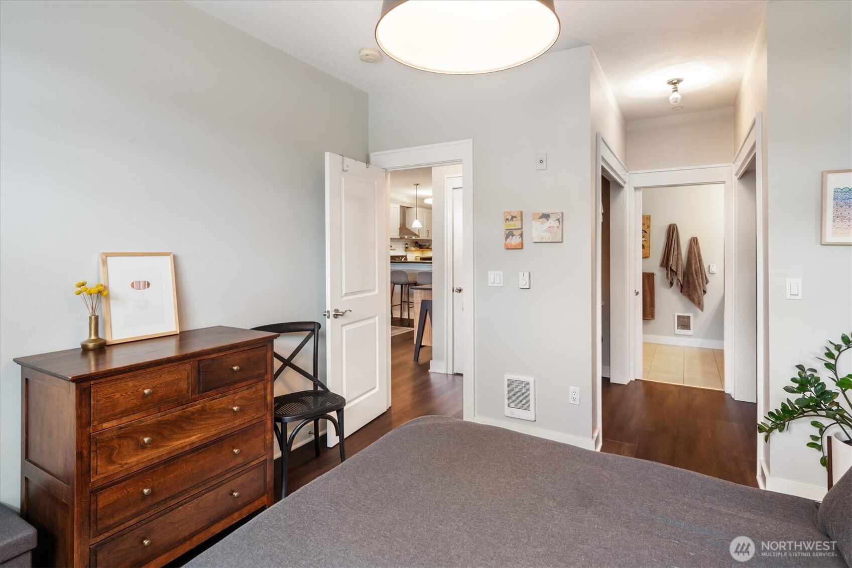 3217 Eastlake Avenue E Unit: 210