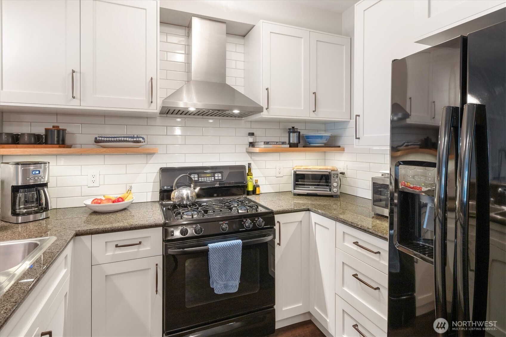 3217 Eastlake Avenue E Unit: 210