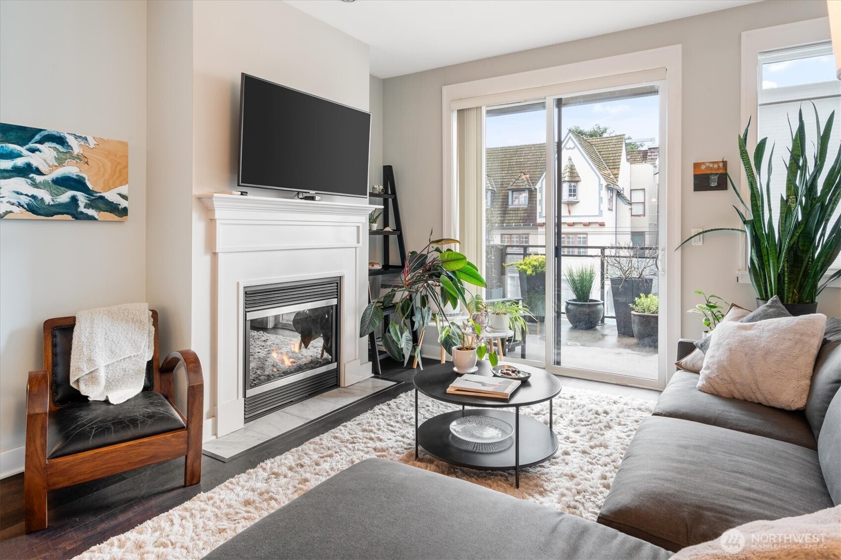 3217 Eastlake Avenue E Unit: 210