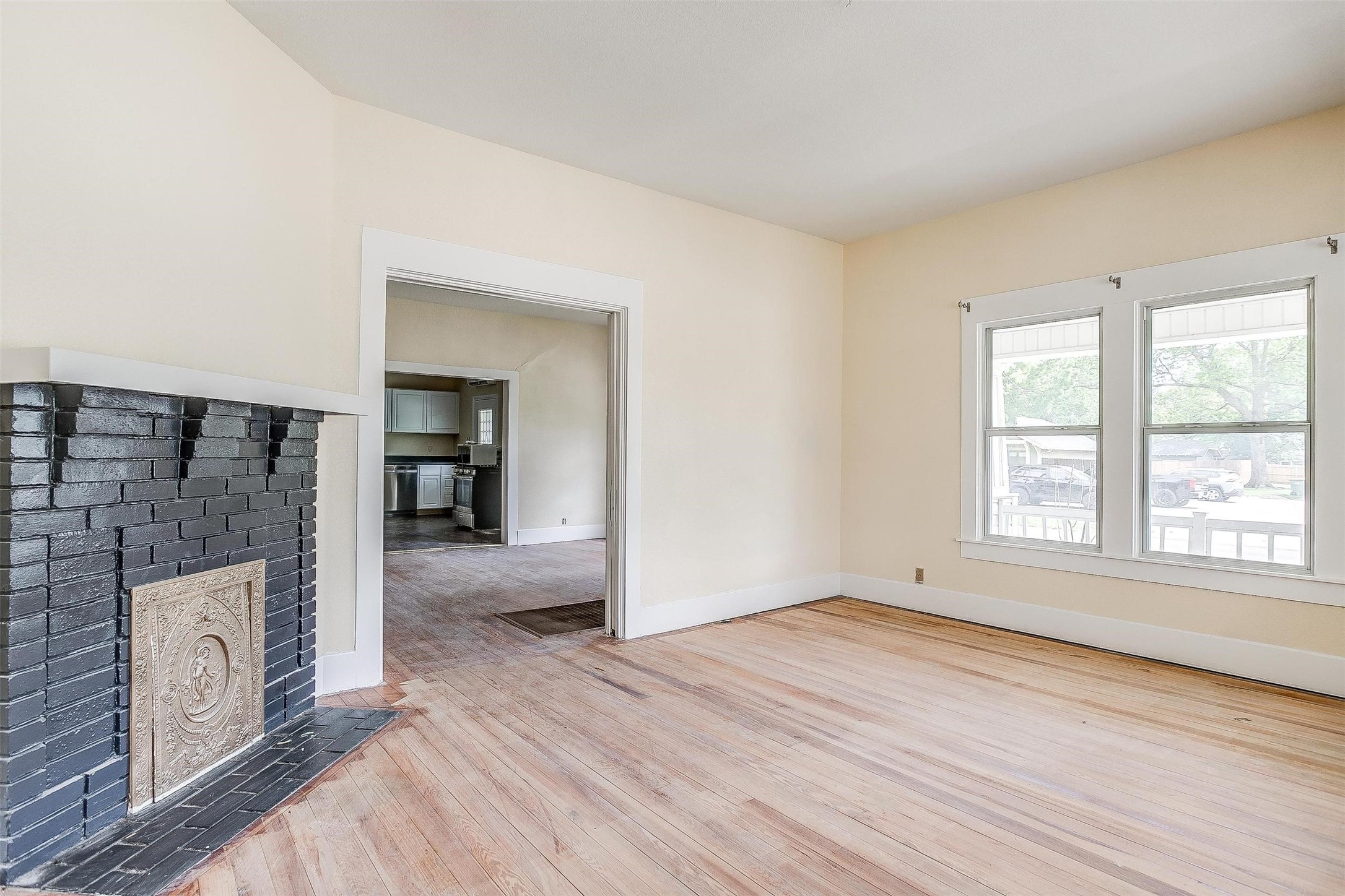 109 S 3rd Street