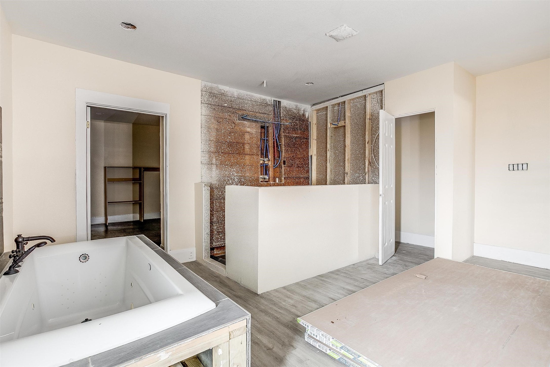 109 S 3rd Street