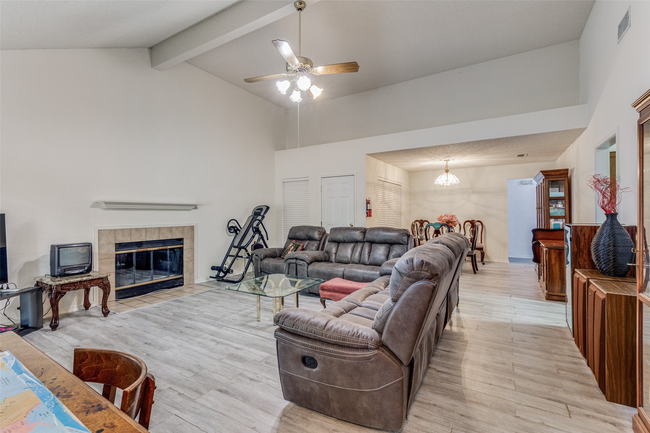 1944 Ashley Drive