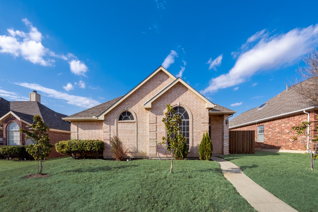 10060 Cambridge Drive