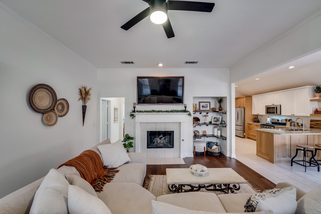 10060 Cambridge Drive
