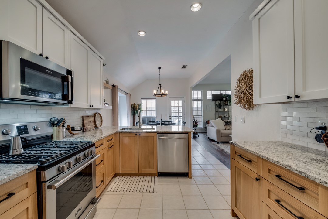 10060 Cambridge Drive