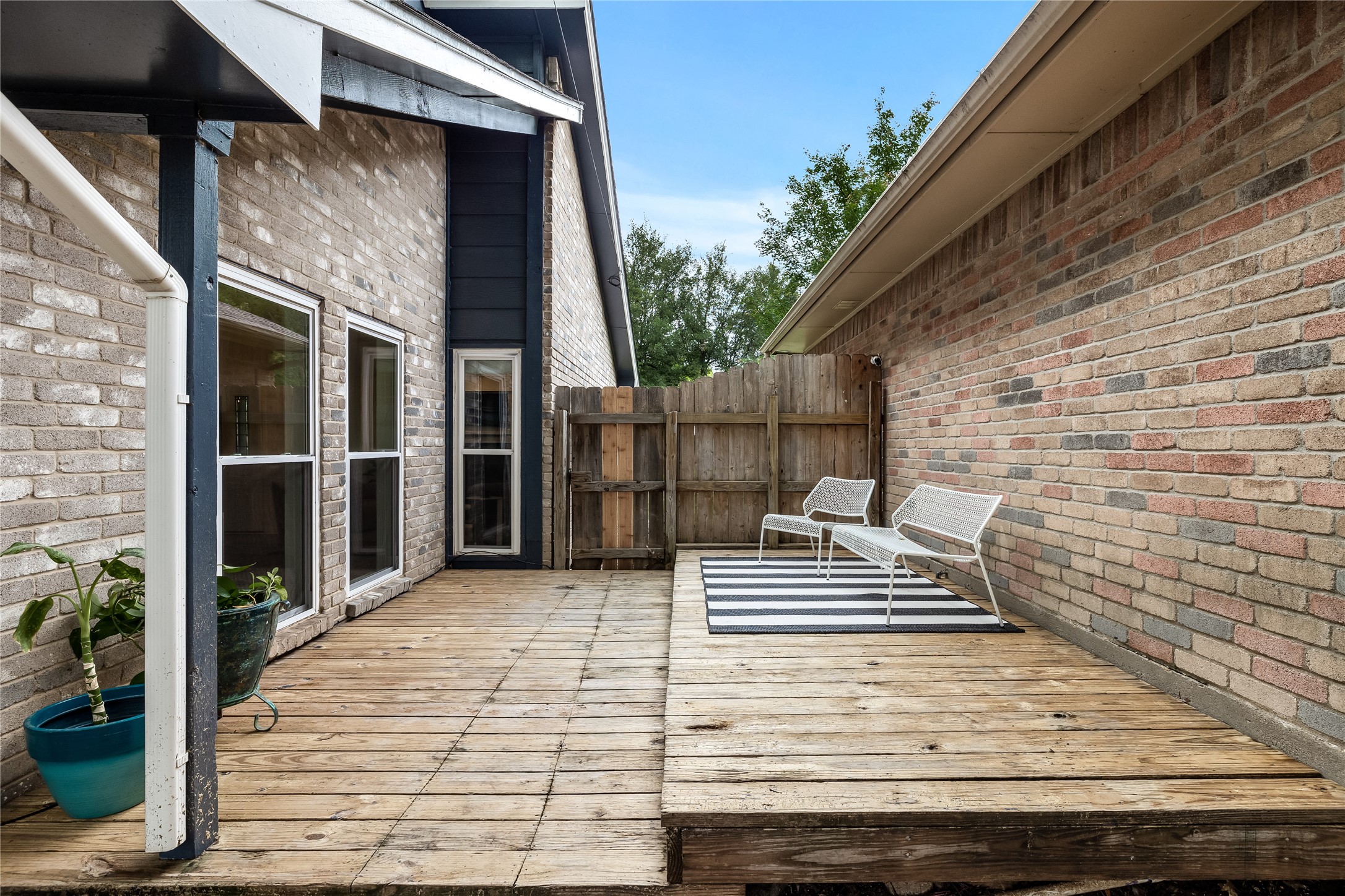 2718 Duval Drive