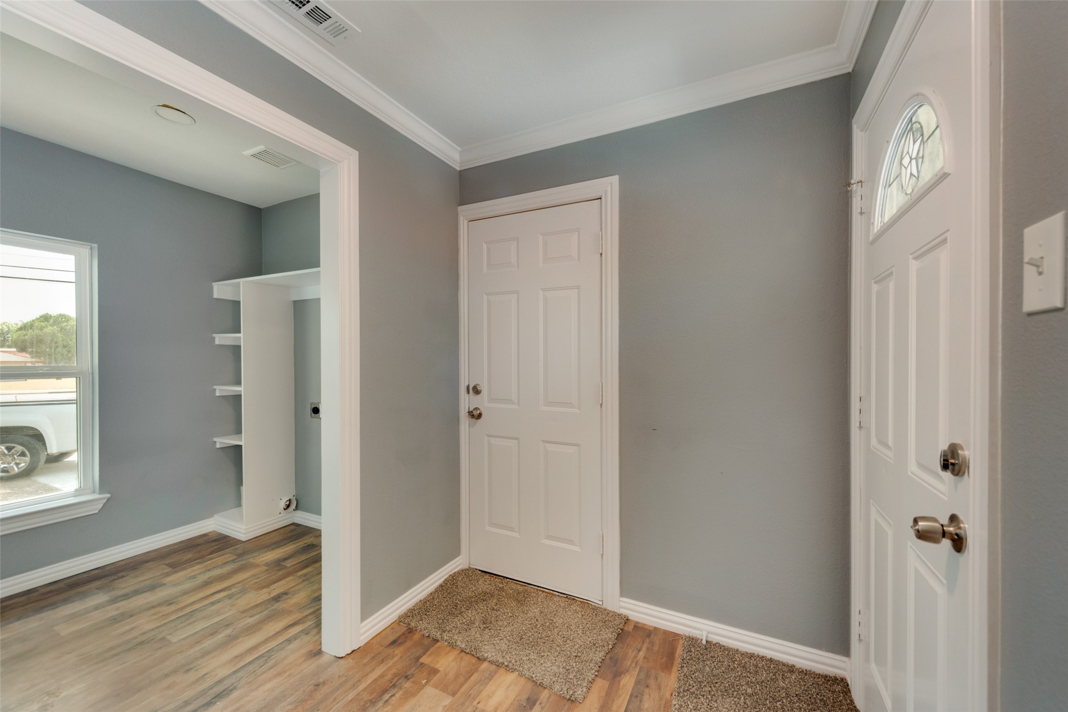2336 Dugald Place