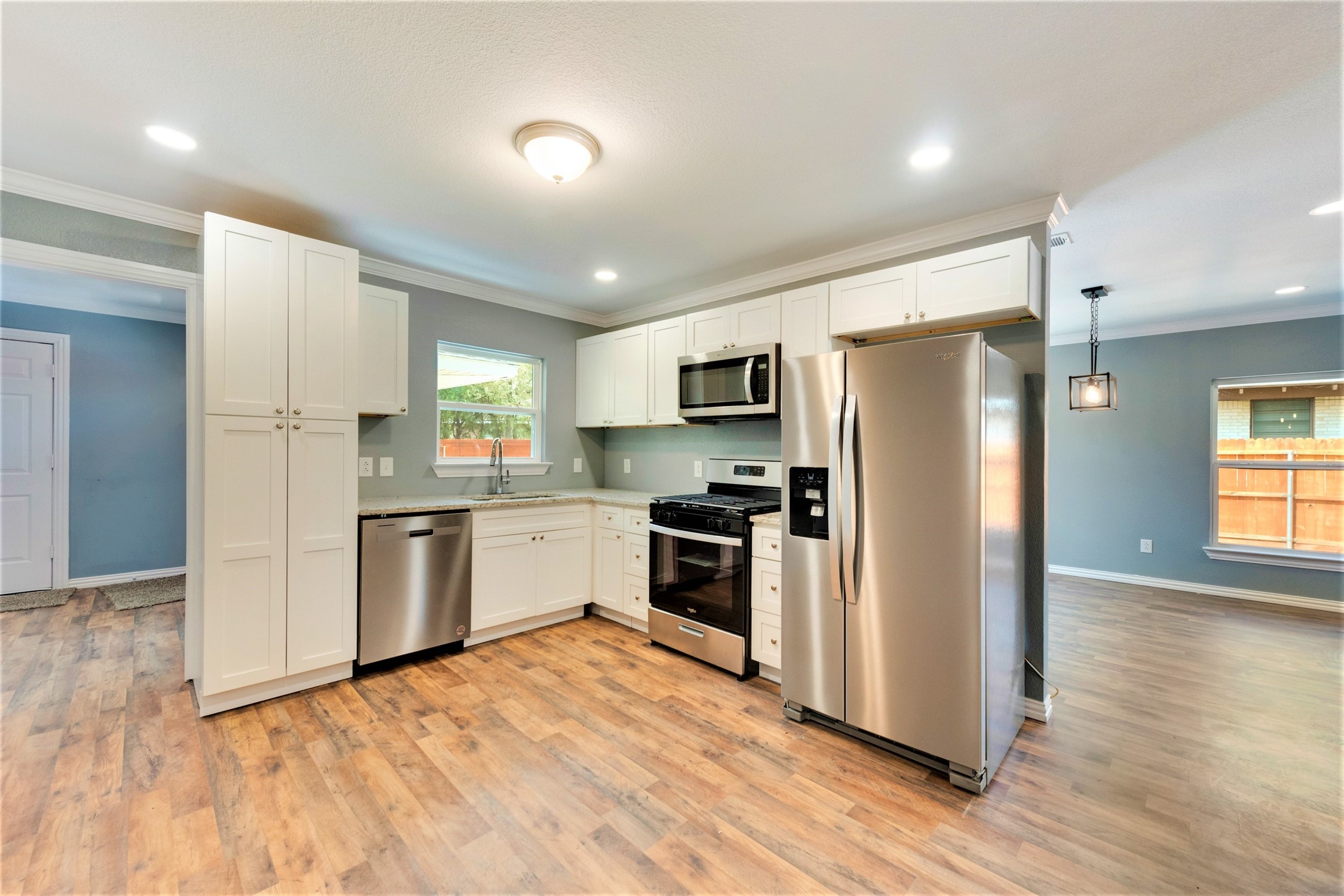 2336 Dugald Place